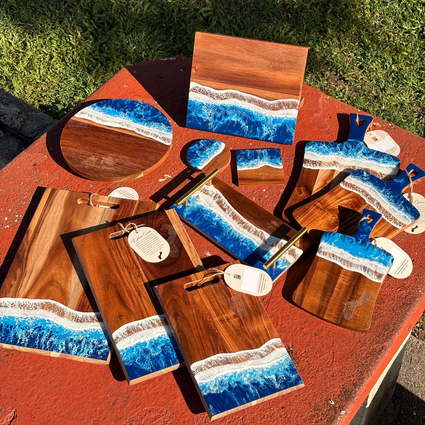 MAGNETIC RESIN KNIFE HOLDER