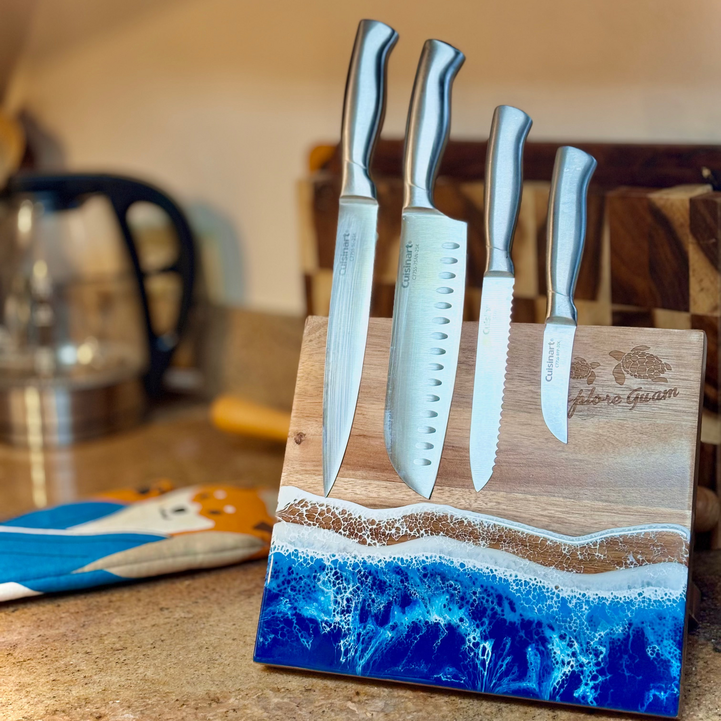 MAGNETIC RESIN KNIFE HOLDER
